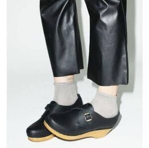 No. 6 Clog 40 Black leather mid wedge heel. gently worn. Made in USA